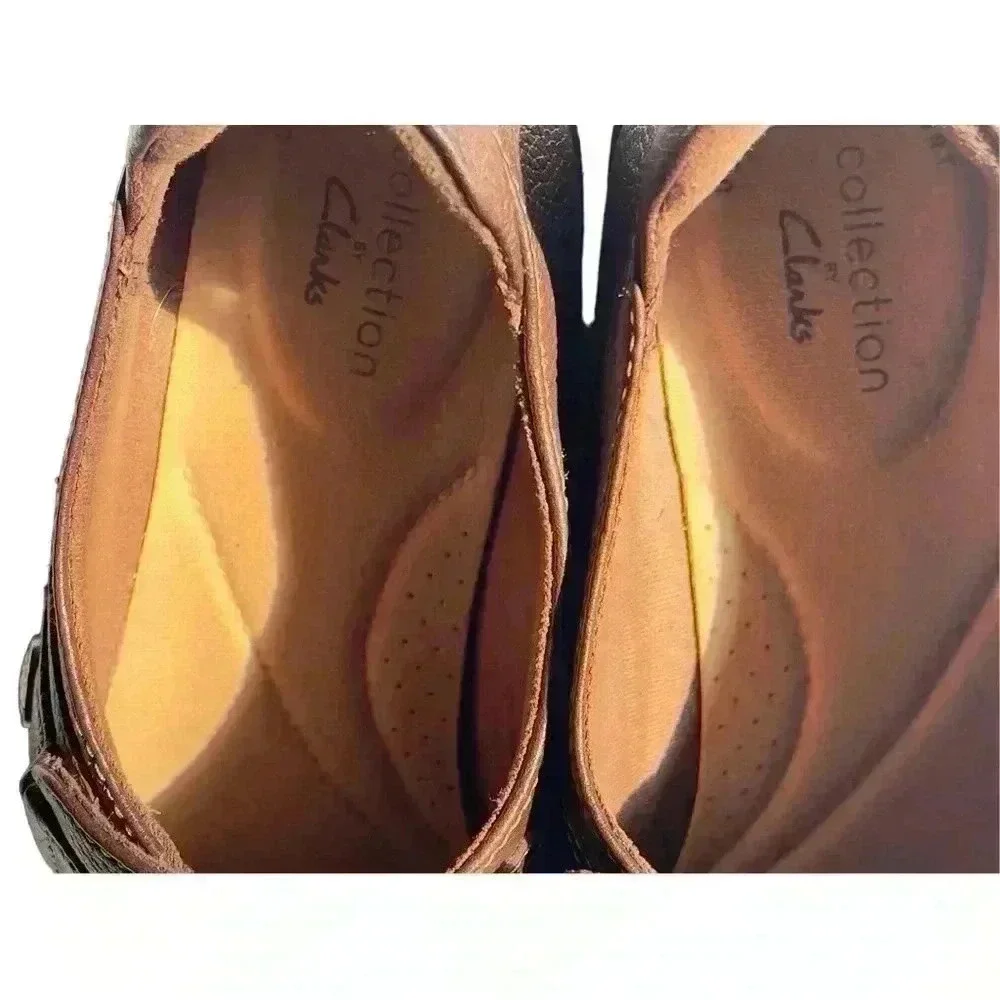 CLARKS - WOMENS CORA POPPY SHOES•BROWN GENUINE LEATHER FLATS•SIZE 61/2•